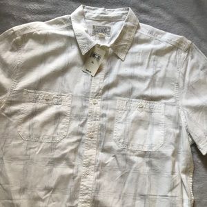 Brand new Lucky Brand men’s casual button down